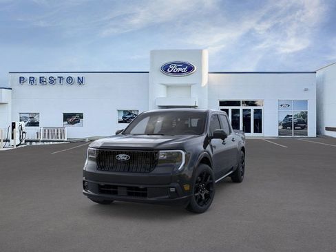 New 2025 Ford Maverick Lobo image 2