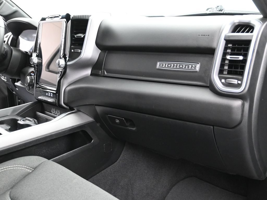 Used 2025 RAM 1500 Big Horn AWD/4WD image 33