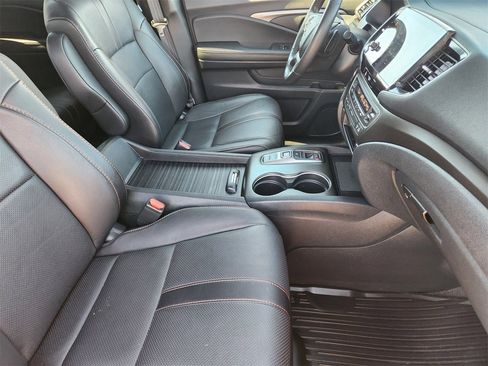 Certified 2023 Honda Passport TrailSport image 13