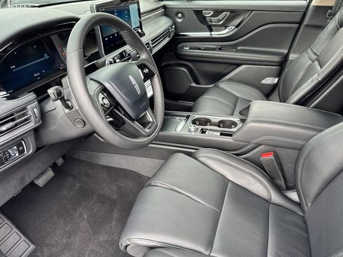 New 2025 Lincoln Corsair Grand Touring w/ Equipment Group 302A image 9