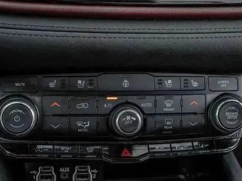 Used 2022 Dodge Durango Citadel RWD image 31