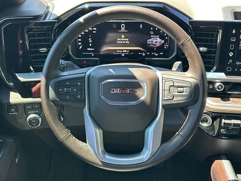 Used 2026 GMC Sierra 1500 SLT w/ SLT Premium Plus Package AWD/4WD image 25