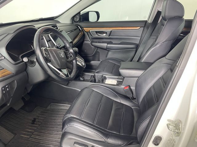 Used 2017 Honda CR-V Touring image 2