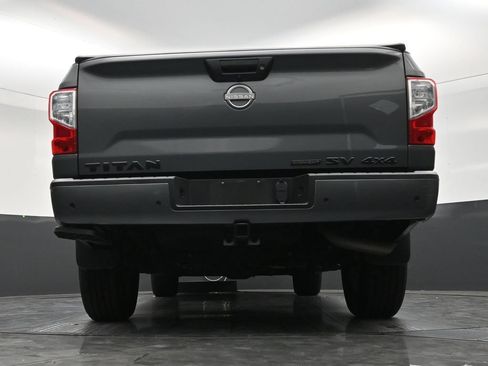Used 2023 Nissan Titan SV w/ SV Convenience Package AWD/4WD image 23