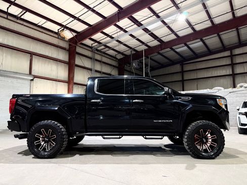 Used 2020 GMC Sierra 1500 SLT w/ SLT Premium Plus Package image 4
