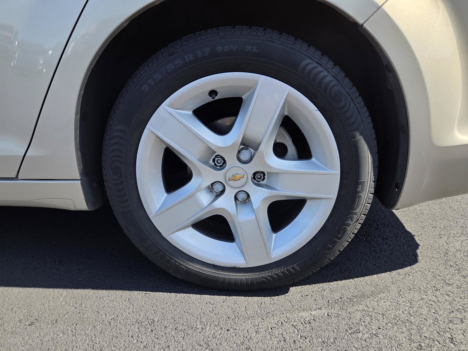 Used 2011 Chevrolet Malibu LS FWD image 9