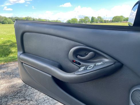 Used 1999 Pontiac Firebird Trans Am RWD image 40