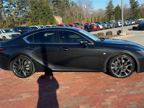 Used 2023 Lexus IS 350 F Sport image 4
