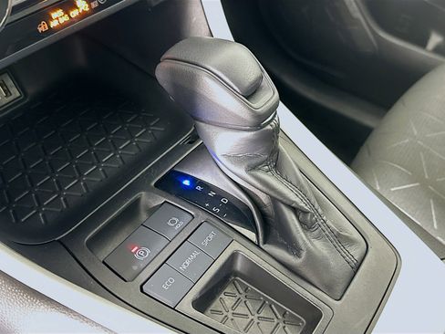 Used 2024 Toyota RAV4 XLE image 25