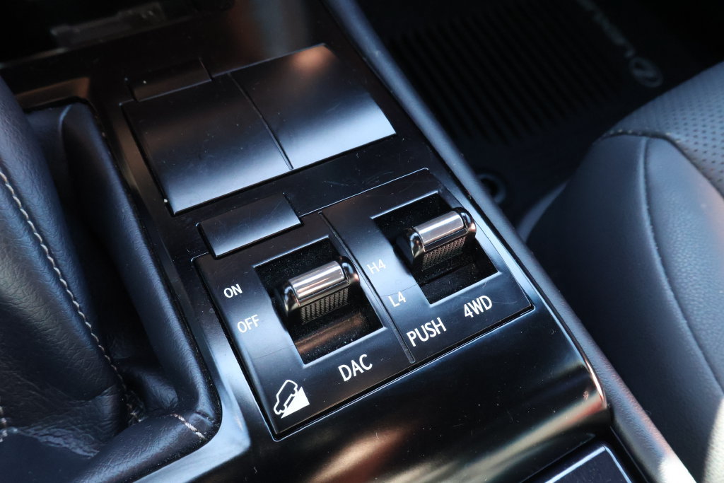 Used 2020 Lexus GX 460 Premium AWD/4WD image 31