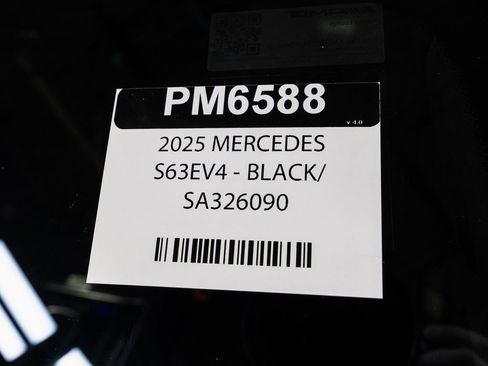 Used 2025 Mercedes-Benz S 63 AMG S image 42