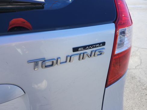 Used 2012 Hyundai Elantra GLS w/ Preferred Pkg image 18
