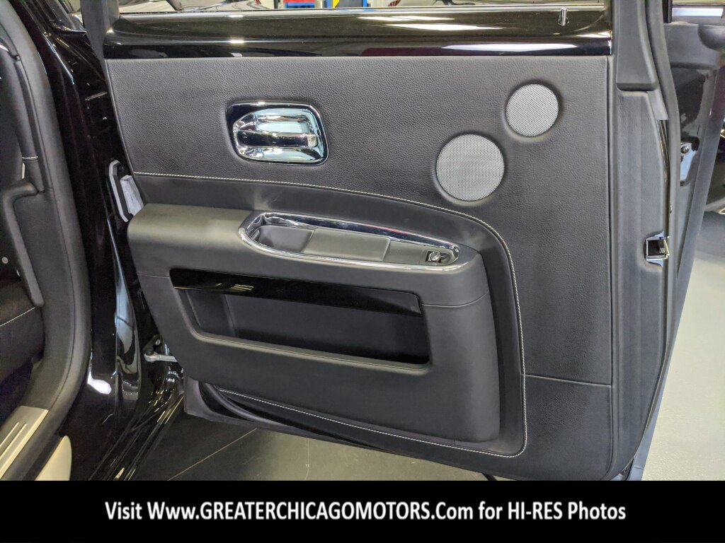 Used 2014 Rolls-Royce Ghost RWD image 37