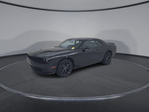 Used 2023 Dodge Challenger SXT w/ Blacktop Package RWD image 8