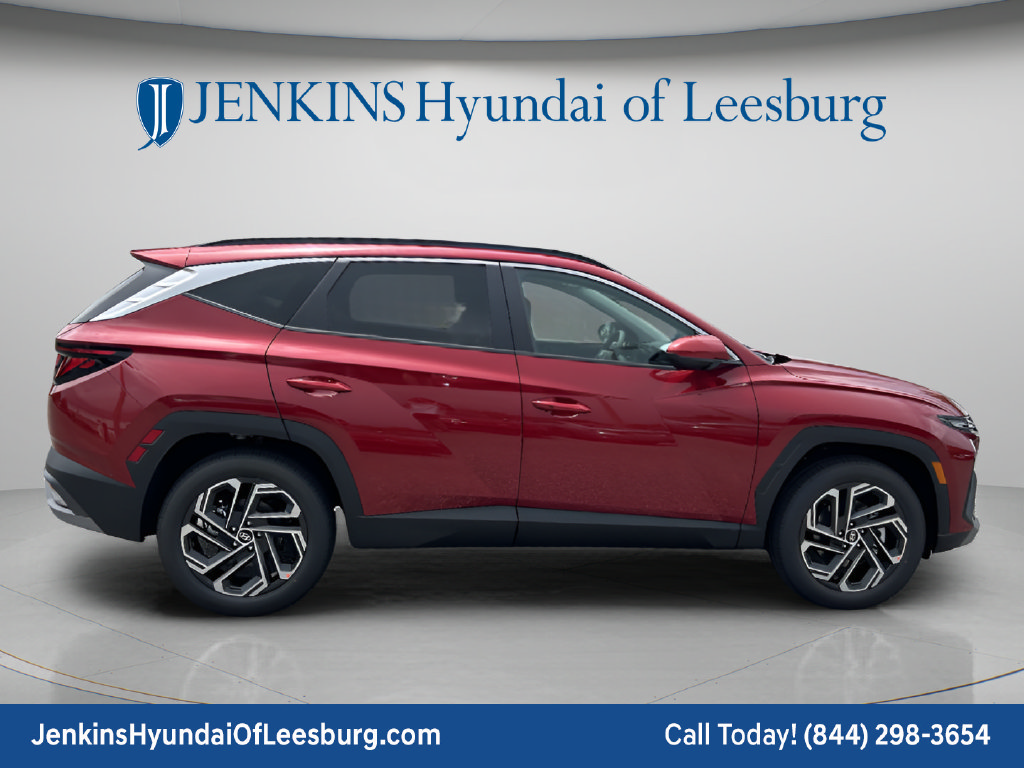 Certified 2025 Hyundai Tucson Limited AWD/4WD image 4
