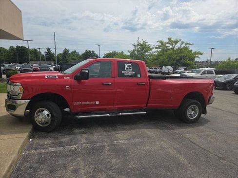 Certified 2024 RAM 3500 Tradesman w/ Chrome Appearance Group AWD/4WD image 1