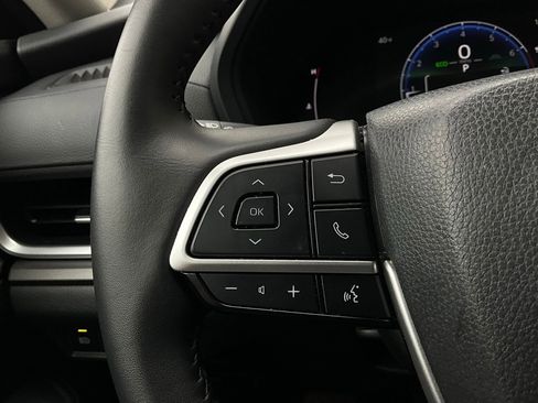 Used 2025 Toyota Grand Highlander FWD image 36