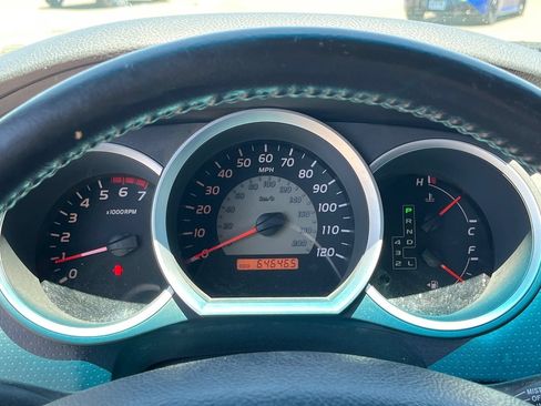 Used 2006 Toyota Tacoma PreRunner RWD image 21