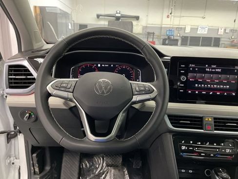 New 2026 Volkswagen Taos SEL AWD/4WD image 15