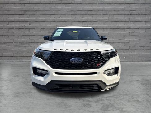 Used 2021 Ford Explorer ST w/ Equipment Group 401A AWD/4WD image 2