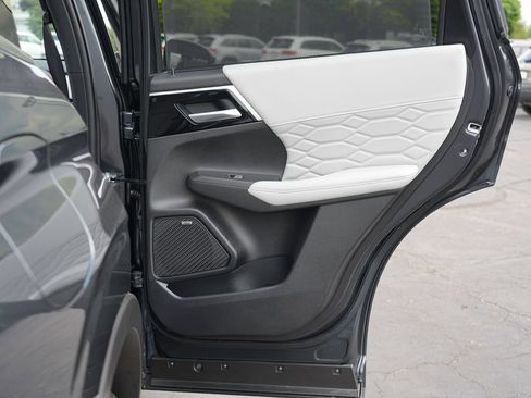 New 2026 Mitsubishi Outlander SEL AWD/4WD image 33
