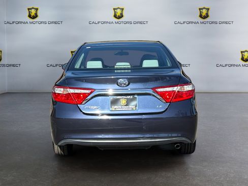 Used 2016 Toyota Camry LE image 4
