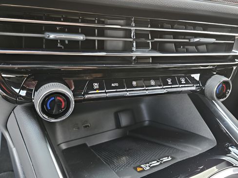 New 2026 Chevrolet Traverse Z71 image 22