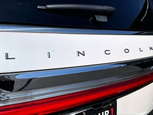 Used 2018 Lincoln Navigator Reserve w/ Technology Package AWD/4WD image 31