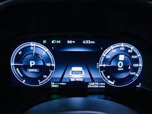 Used 2023 Mitsubishi Outlander SE image 7