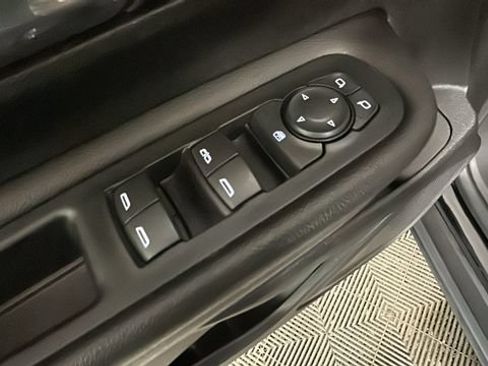 Used 2020 GMC Terrain SLE w/ Driver Convenience Package AWD/4WD image 10