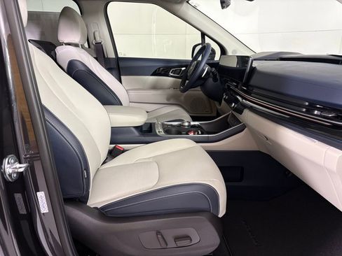 New 2026 Kia Carnival SX Prestige FWD image 13