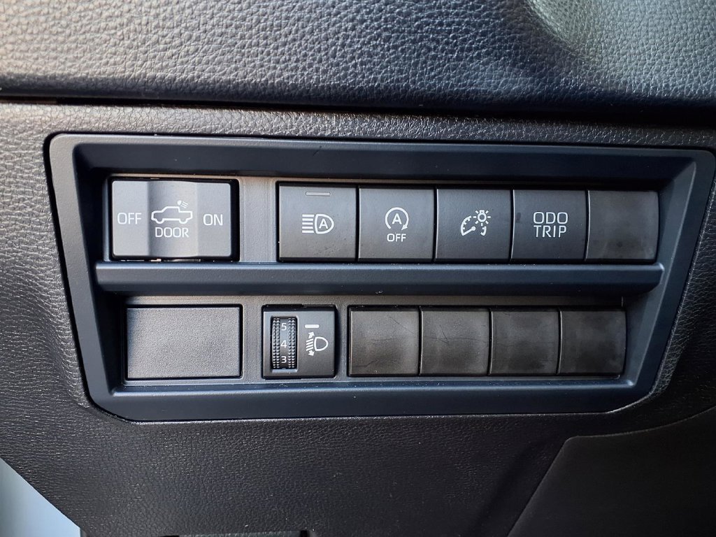 Used 2026 Toyota Tundra SR5 w/ SX Package AWD/4WD image 9