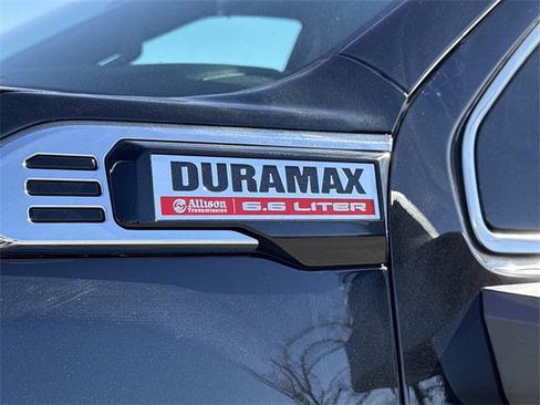 New 2026 GMC Sierra 2500 Denali w/ Denali Reserve Package image 13