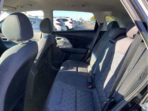 Used 2018 Kia Niro LX image 20
