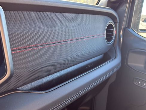 New 2025 Jeep Gladiator Rubicon image 20