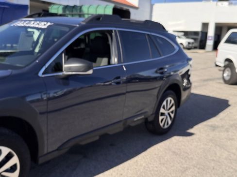 Used 2024 Subaru Outback 2.5i image 9