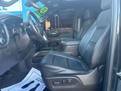 Used 2021 GMC Sierra 2500 Denali w/ Denali Black Diamond Edition image 11