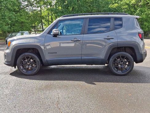 Used 2019 Jeep Renegade Altitude w/ Quick Order Package 2XM image 6