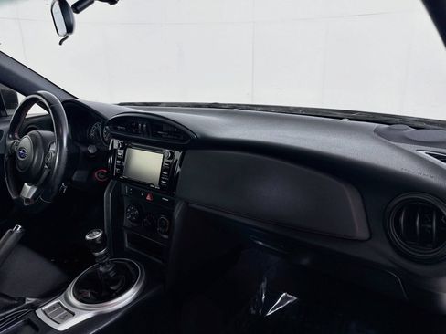Used 2017 Subaru BRZ Premium RWD image 24