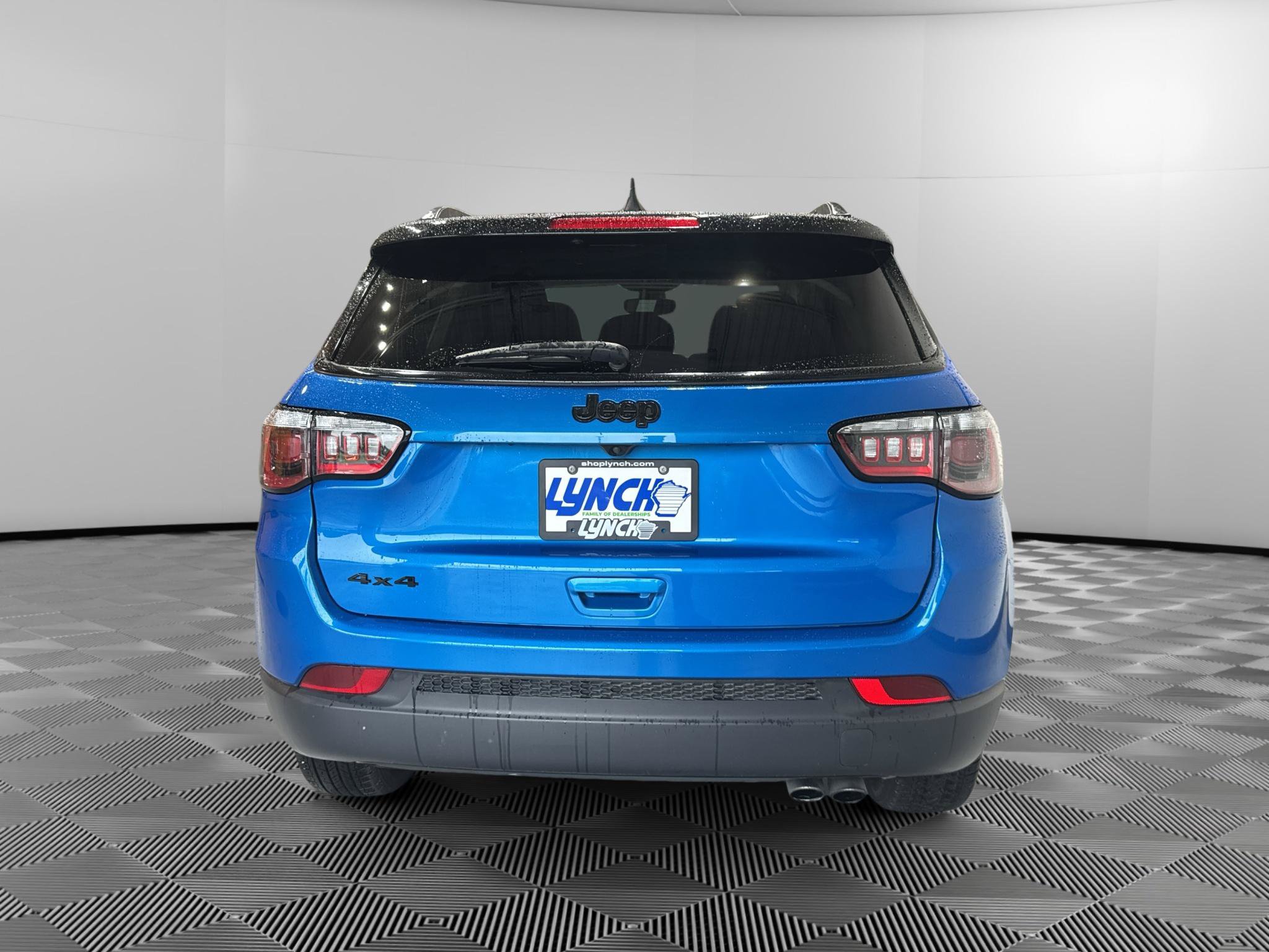 Used 2021 Jeep Compass Latitude AWD/4WD image 4