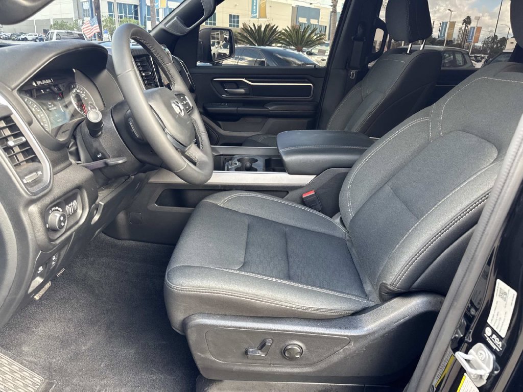 Used 2025 RAM 1500 Big Horn RWD image 17