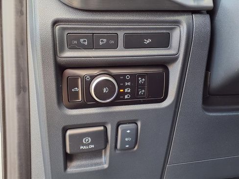 Used 2023 Ford F150 Lariat w/ Equipment Group 502A High image 34