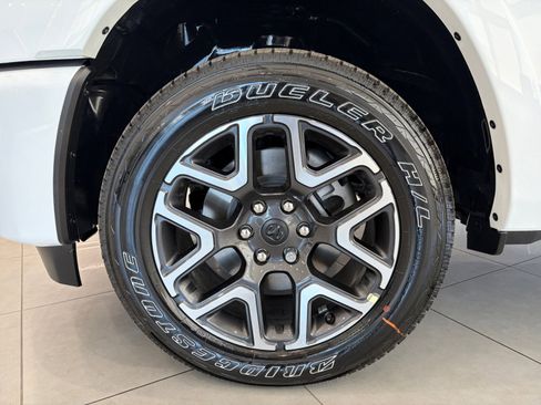 New 2026 RAM 1500 Laramie AWD/4WD image 11