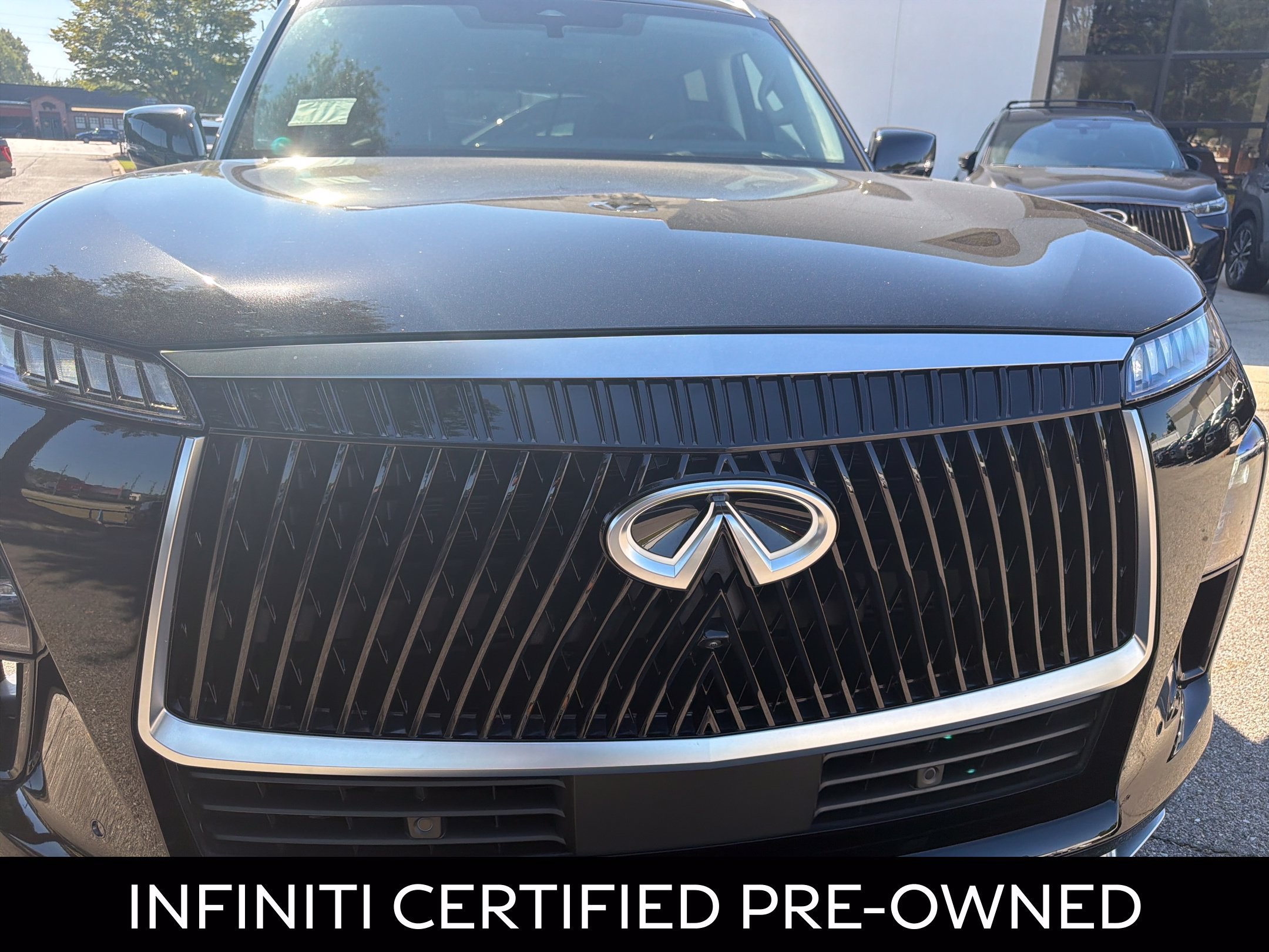 Certified 2026 INFINITI QX80 Luxe RWD image 15