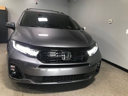 Used 2026 Honda Odyssey Elite image 8
