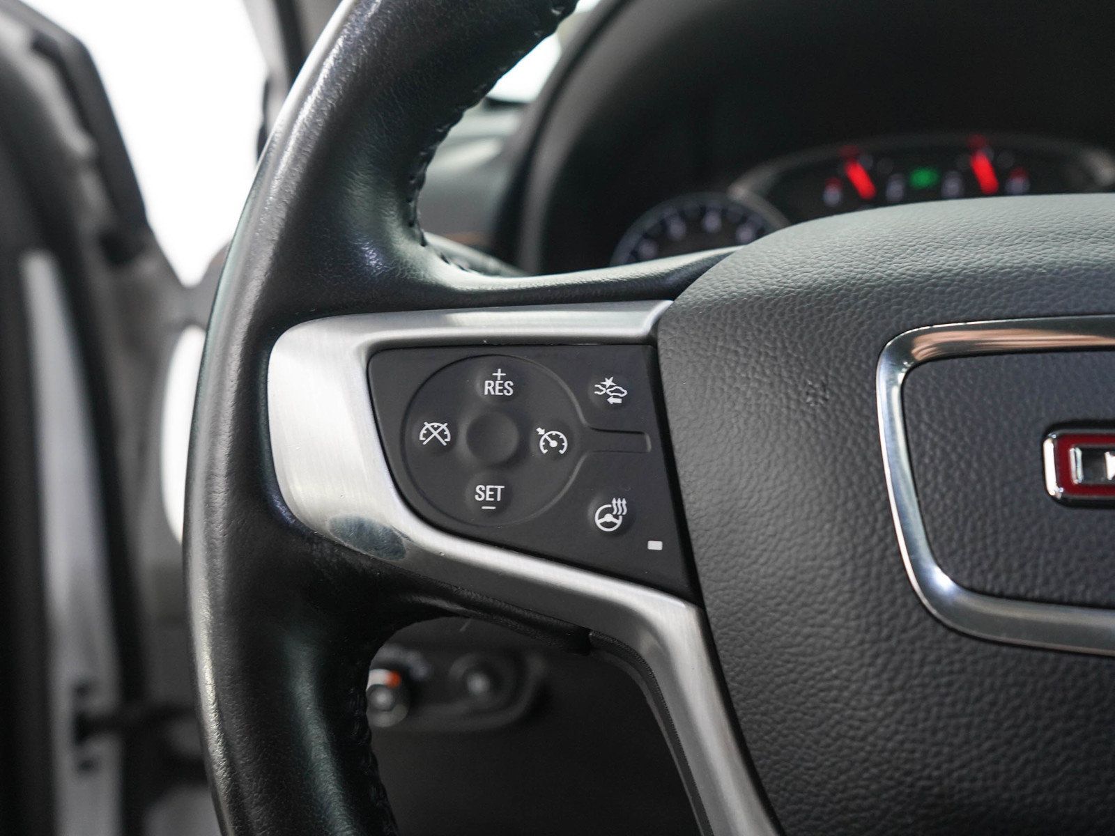 Used 2020 GMC Terrain SLT w/ Preferred Package AWD/4WD image 27