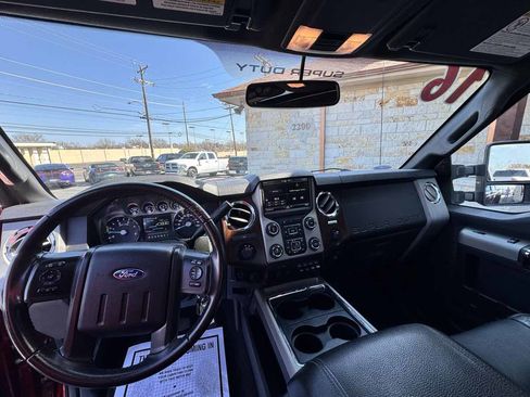 Used 2016 Ford F350 Lariat w/ Chrome Package image 10