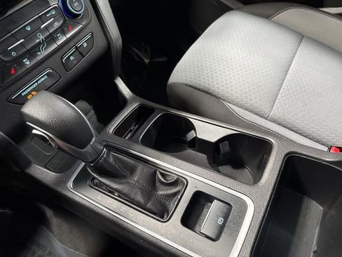 Used 2019 Ford Escape SE AWD/4WD image 21