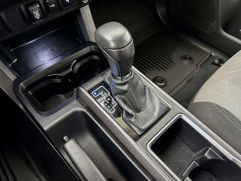 Certified 2023 Toyota Tacoma TRD Off-Road w/ Black Out Package (TMS) image 19