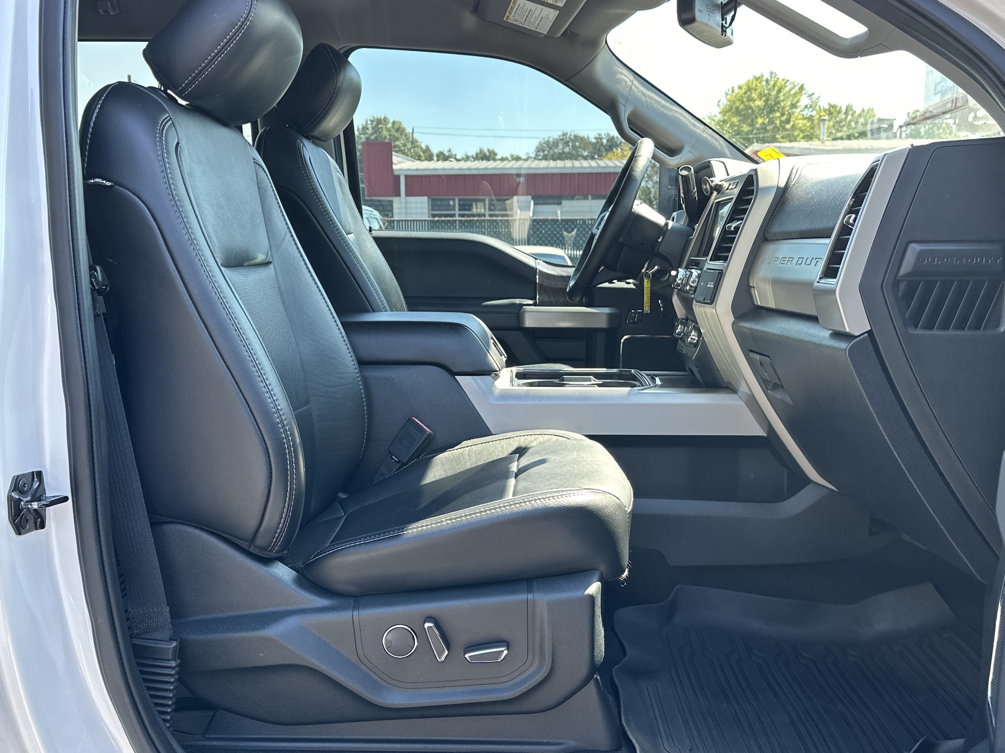 Used 2019 Ford F250 Lariat AWD/4WD image 12